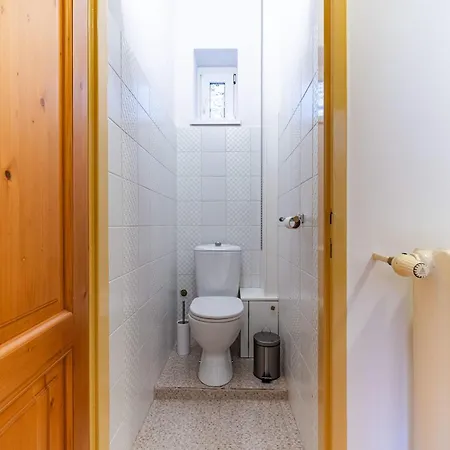 Your Center Stylish & Spacious Διαμέρισμα