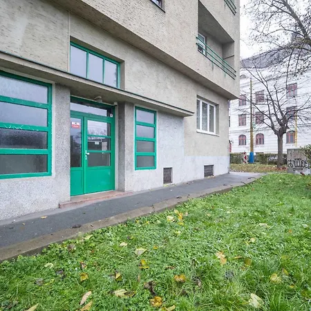 Apartmán Your Center Stylish & Spacious Kosice