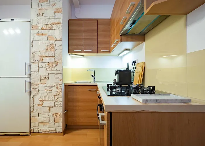 Апартаменты Your Center Stylish & Spacious